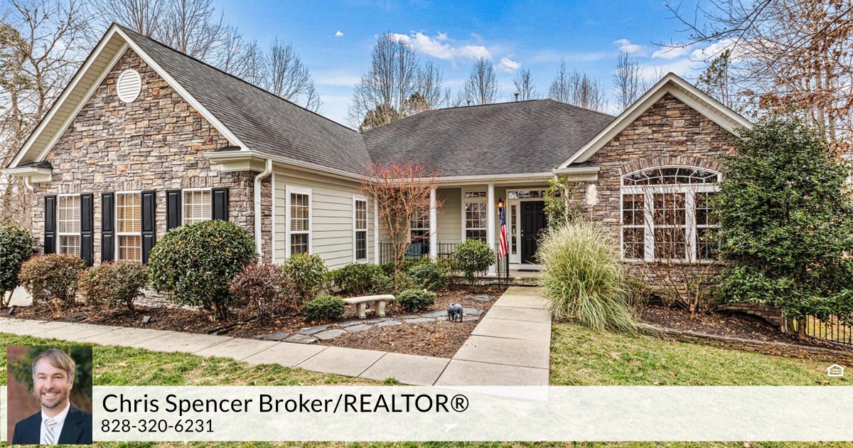 1310 Valhalla Dr, Denver, NC 28037